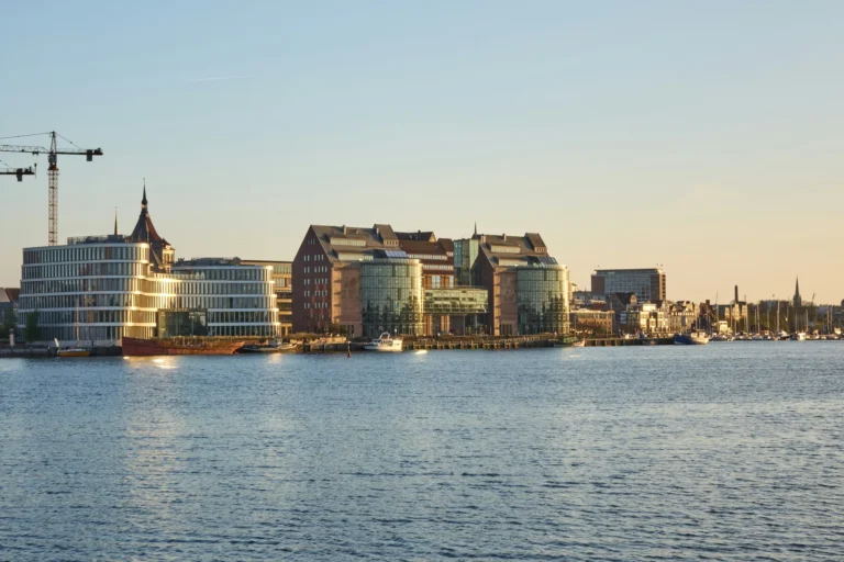 Uferpromenade in Rostock